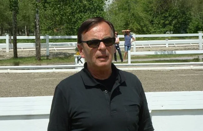 Reitlehrer für Dressur, Springen, Vielseitigkeit